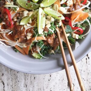 Vegansk thai protein salat